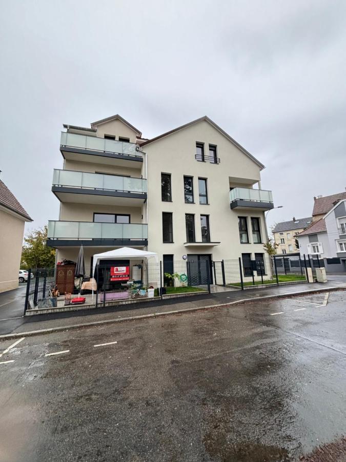 Appartement + Parking + Terrasse Mulhouse Dış mekan fotoğraf